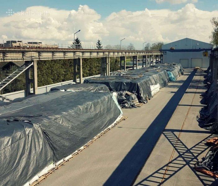 Atviro tipo produktų sandėliavimas ant pakrovimo estakados